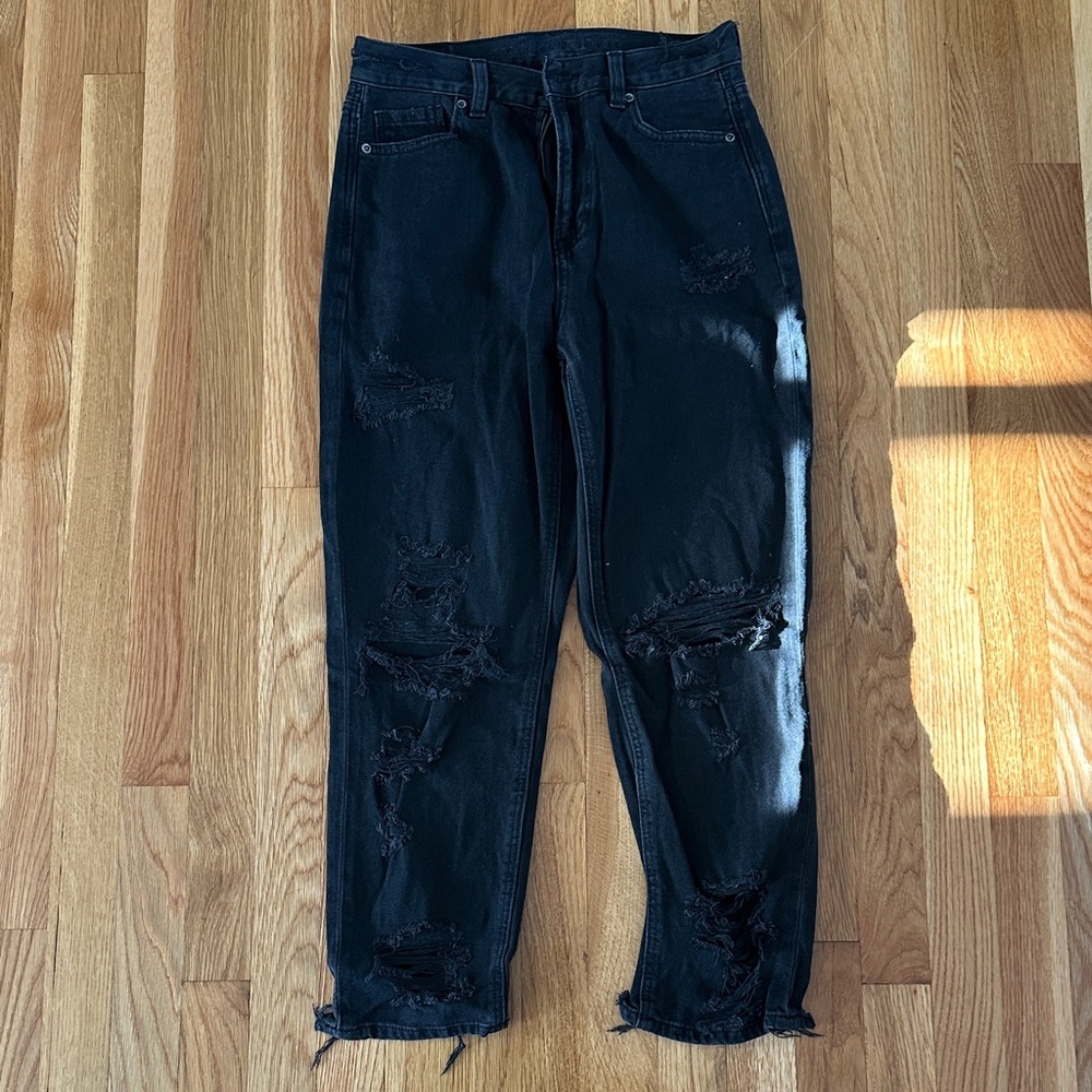 4S Black Destroyed Mom Jeans